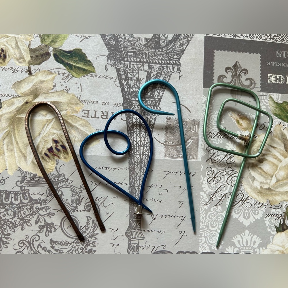 Set Of Four Shawl Pins Knitting Needles